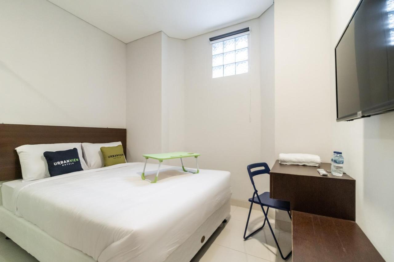 Urbanview Hotel Casa Kota Mangga Besar Jakarta Bagian luar foto