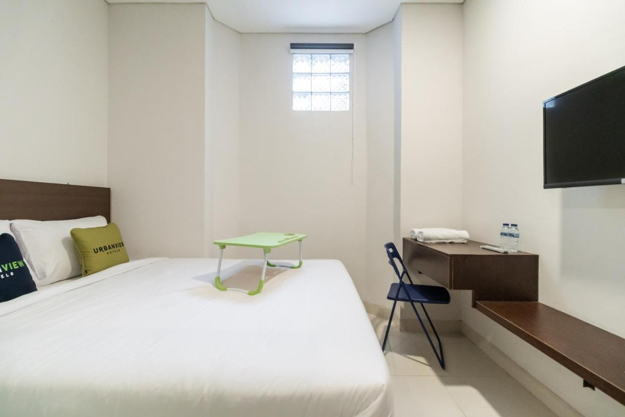 Urbanview Hotel Casa Kota Mangga Besar Jakarta Bagian luar foto